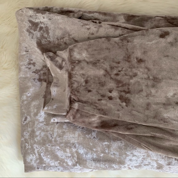 Crushed Velvet Joggers - Picture 5 of 8